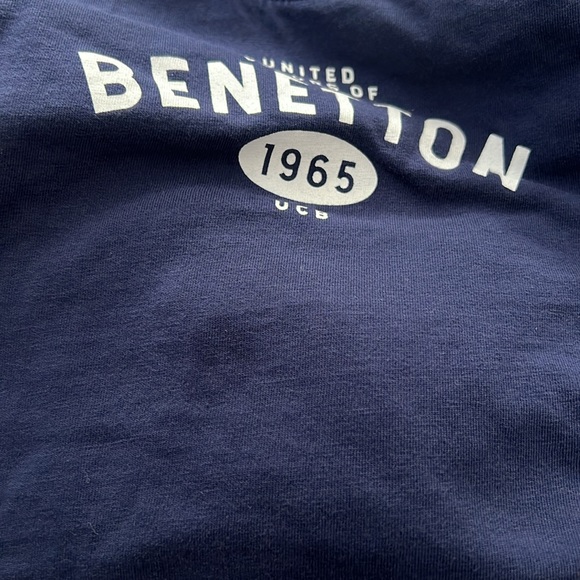 4 long sleeve shirts - Picture 5 of 6